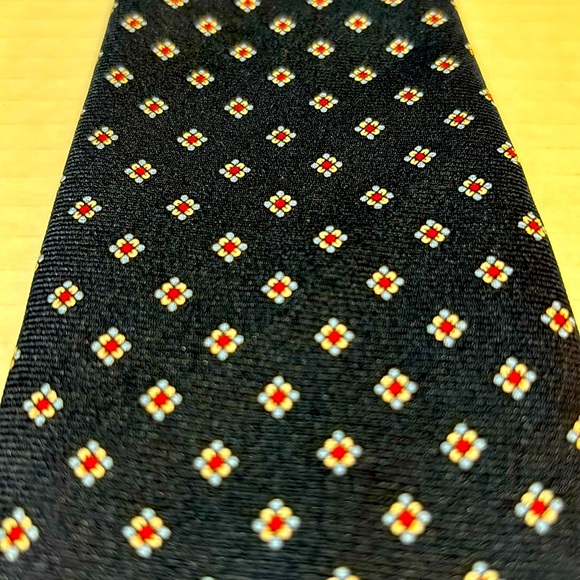 Cape Cod silk Tie Black light blue white red - Picture 5 of 6